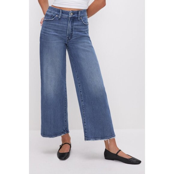 Good American Jeans - Picture 3 of 15